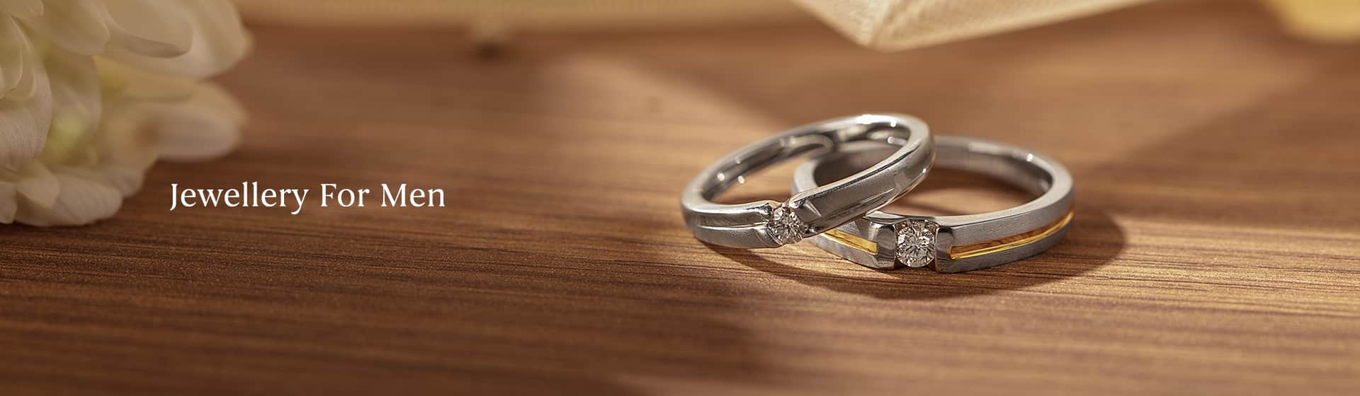 Fashionable gold & diamond men's Jewellery designs In India